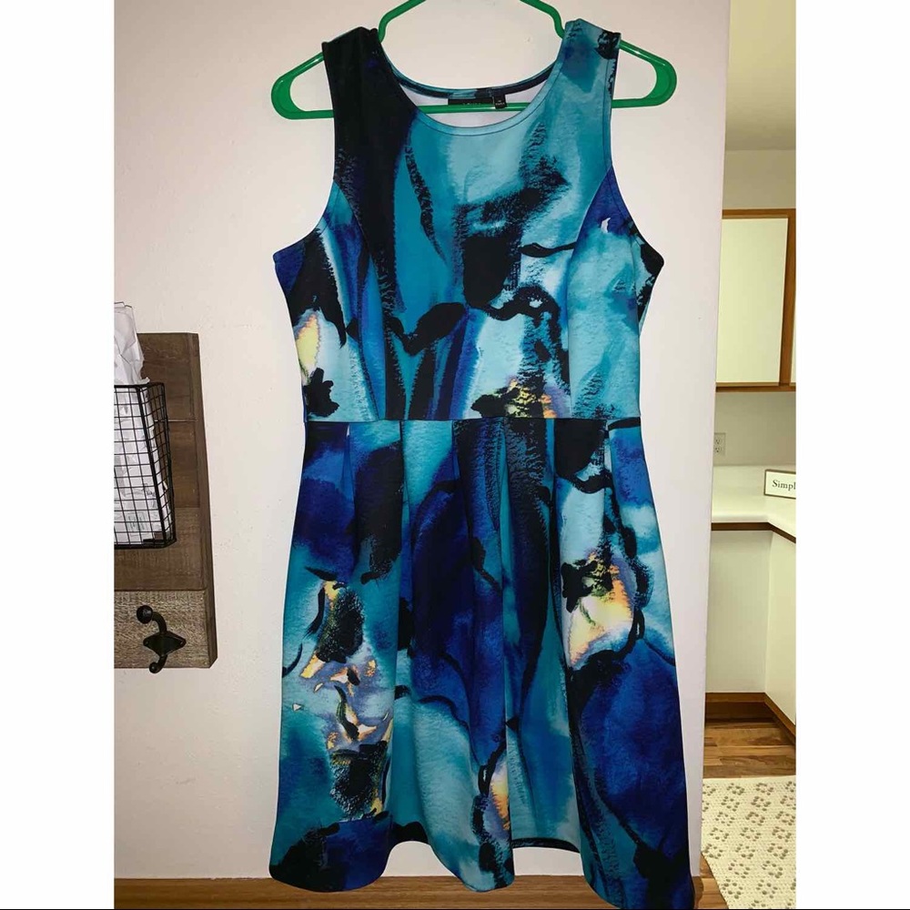 Apt 9 Sleeveless multicolored Dress